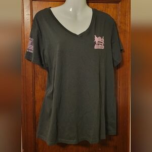 Womens Tee Shirt Sz M Black and Pink Relaxed Short Sleeve T-Shirt